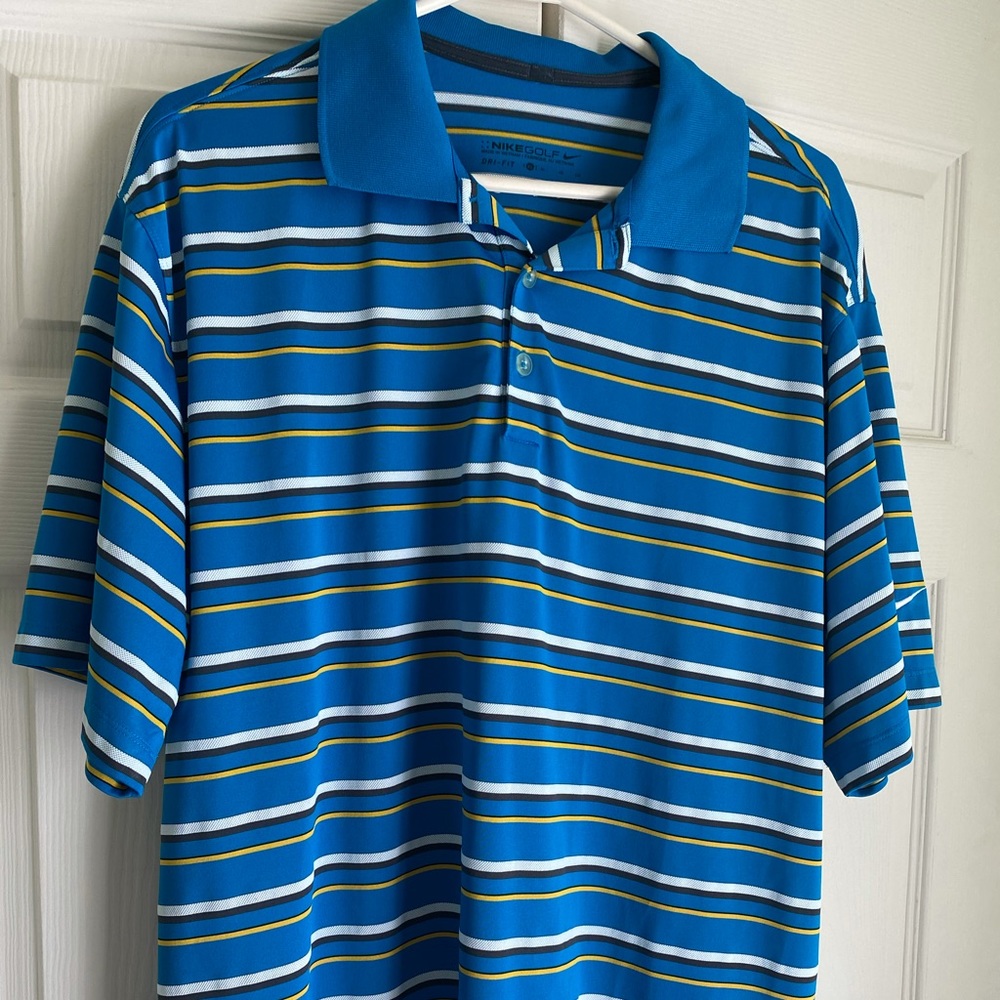 Blue and Yellow Nike Golf Tee Men’s XL LIKE NEW